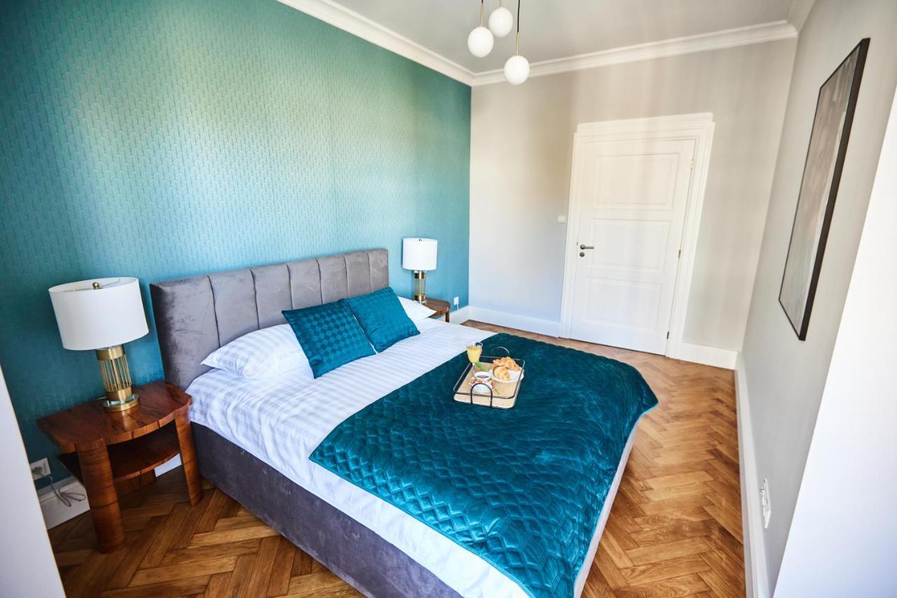 Art Deco Apartament Dla 6 Osob Chorzow/Katowice 6A ภายนอก รูปภาพ