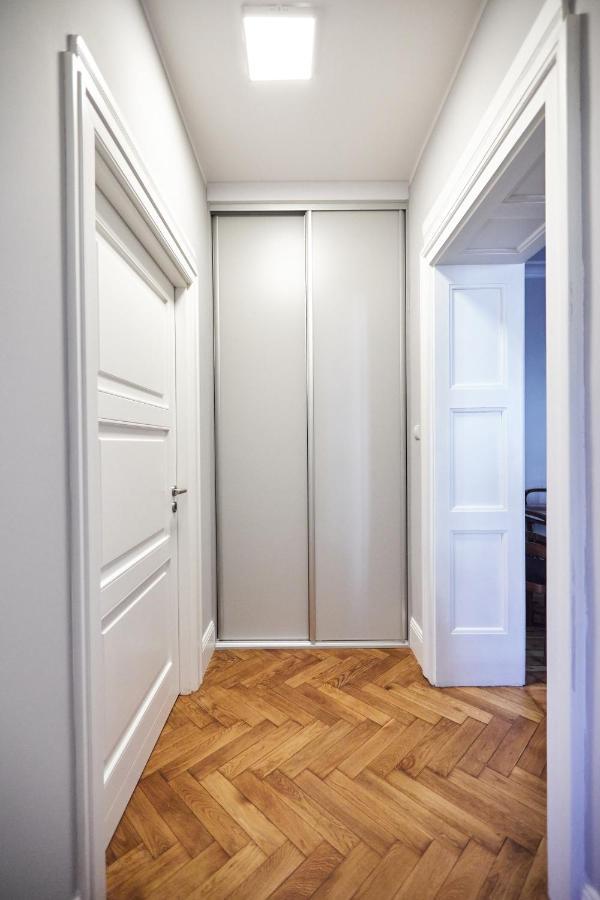 Art Deco Apartament Dla 6 Osob Chorzow/Katowice 6A ภายนอก รูปภาพ