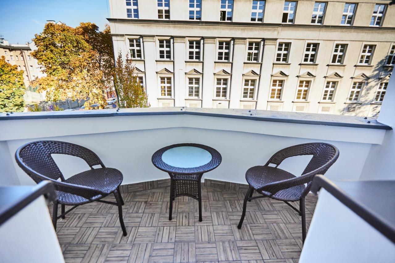 Art Deco Apartament Dla 6 Osob Chorzow/Katowice 6A ภายนอก รูปภาพ