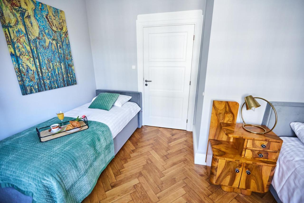 Art Deco Apartament Dla 6 Osob Chorzow/Katowice 6A ภายนอก รูปภาพ